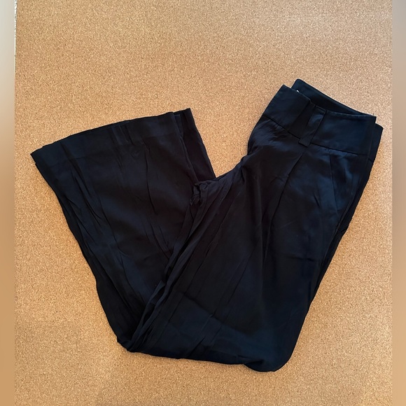 ALICE + OLIVIA - BLACK PANTS - Sz 0 - Style No.: C001123267 - Picture 1 of 4